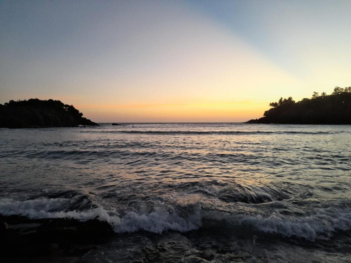Linu Homestay Dikwella Exteriér fotografie