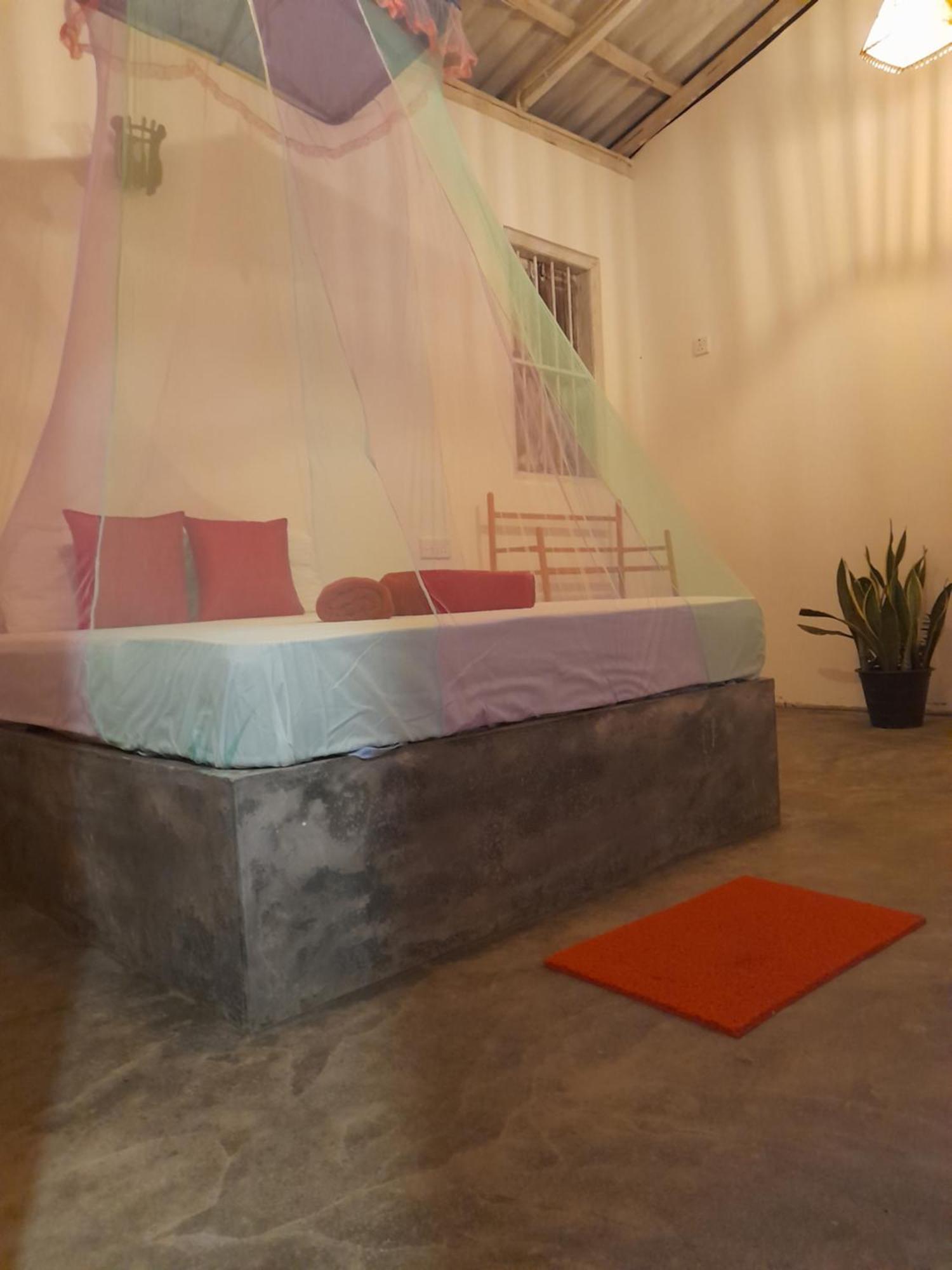 Linu Homestay Dikwella Exteriér fotografie