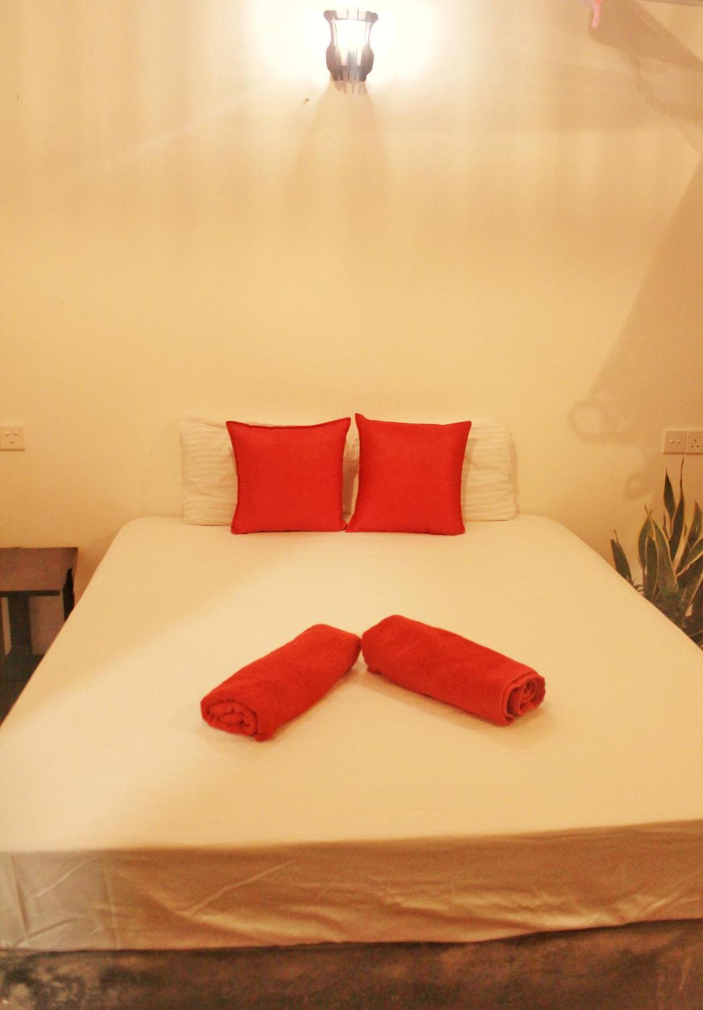 Linu Homestay Dikwella Exteriér fotografie