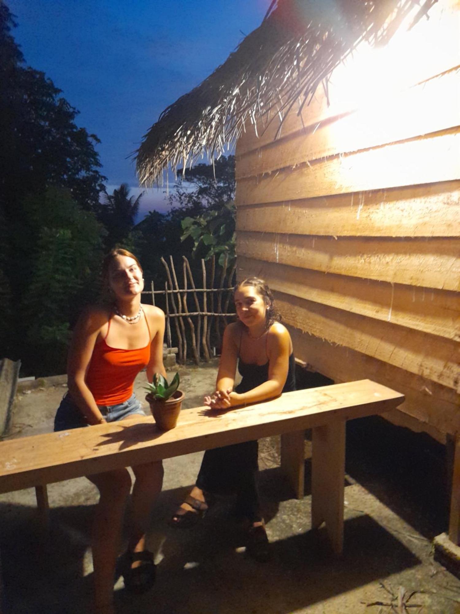 Linu Homestay Dikwella Exteriér fotografie